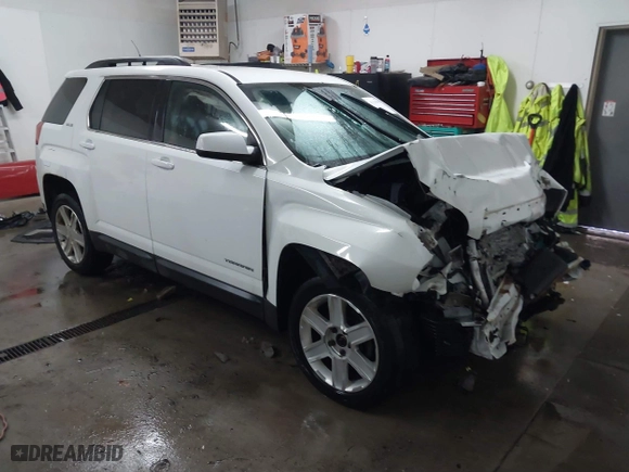 2012 GMC Terrain SLE-2 with VIN 2GKFLTE50C6199929, listed as a IAAI auction lot 41315957 with 137,930 mi miles. Bid and sale history available at carsss.com. Image 1.