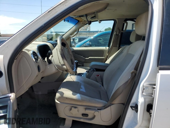 2006 Ford Explorer XLT with VIN 1FMEU63E16UB53195, listed as a Copart auction lot 62358065 with 211,283 mi miles and Salvage title. Bid and sale history available at DreamBid. Image 7.