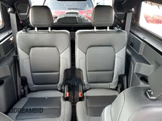 2024 Ford Bronco z VIN 1FMDE1AP7RLB23029, wystawiony jako Copart lot #54862095 z przebiegiem 4 021 mil mil oraz Szkoda całkowita • Salvage title. Historia ofert i sprzedaży dostępna na DreamBid. Obrazek 10.