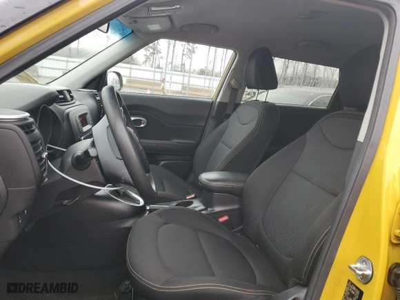 2015 Kia Soul + with VIN KNDJP3A5XF7192507, listed as a Copart auction lot 42944155 with 90,084 mi miles and Salvage Title. Bid and sale history available at carsss.com. Image 7.