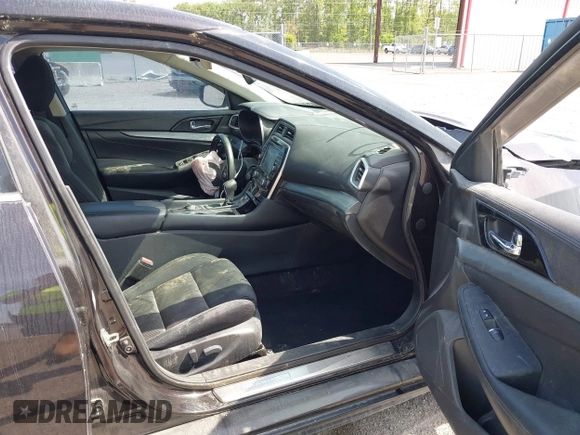 2016 Nissan Maxima SL with VIN 1N4AA6AP9GC436537, listed as a IAAI auction lot 42103091 with 131,181 mi miles and . Bid and sale history available at DreamBid. Image 5.