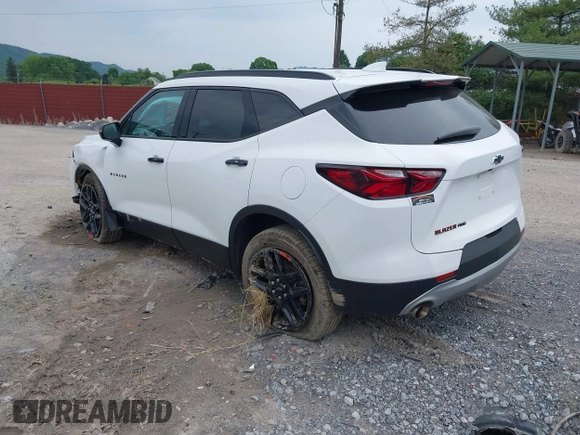 2021 Chevrolet Blazer LT z VIN 3GNKBHR40MS577432, wystawiony jako IAAI lot #42388880 z przebiegiem 35 438 mil mil oraz . Historia ofert i sprzedaży dostępna na DreamBid. Obrazek 3.