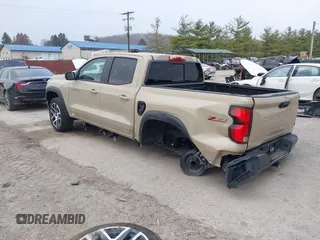 2024 Chevrolet Colorado 4WD Z71 with VIN 1GCPTDEK4R1247018, listed as a IAAI auction lot 41887241 with 1,333 mi miles. Bid and sale history available at carsss.com. Image 3.