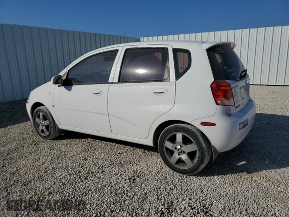 2008 Chevrolet Aveo LT z VIN KL1TG65678B188497, wystawiony jako Copart lot #44501275 z przebiegiem 195 139 mil mil oraz Czysty tytuł • Clean title. Historia ofert i sprzedaży dostępna na DreamBid. Obrazek 2.
