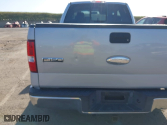 2004 Ford F-150 XL with VIN 1FTPX12594NA32477, listed as a IAAI auction lot 42088113 with 266,389 mi miles. Bid and sale history available at carsss.com. Image 12.