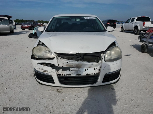 2010 Volkswagen Jetta Sedan Limited with VIN 3VWAX7AJ3AM110861, listed as a Copart auction lot 50433835 with 243,398 mi miles and Non Repairable. Bid and sale history available at carsss.com. Image 5.