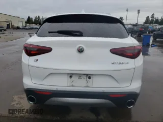 2018 Alfa Romeo Stelvio z VIN ZASFAKAN9J7B88322, wystawiony jako Copart lot #48808605 z przebiegiem 87 096 mil mil oraz Szkody całkowita. Historia ofert i sprzedaży dostępna na DreamBid. Obrazek 6.