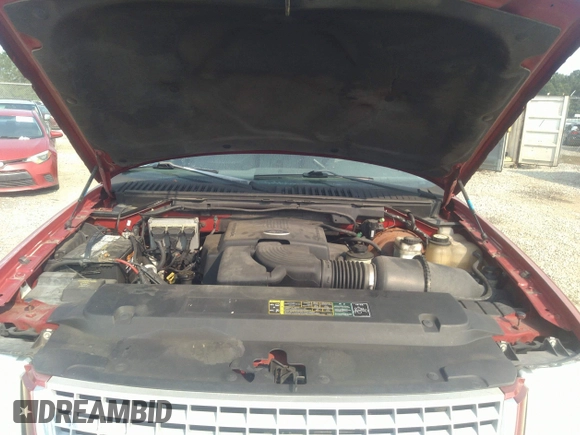 2004 Ford Expedition Special Service with VIN 1FMFU15L84LB10446, listed as a IAAI auction lot 42352416 with 273,817 mi miles and . Bid and sale history available at DreamBid. Image 10.