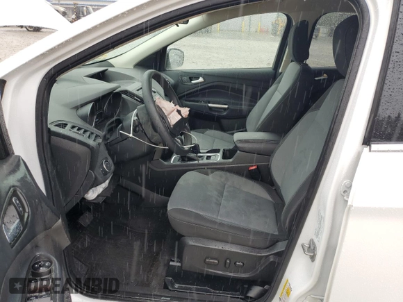 2018 Ford Escape SE z VIN 1FMCU9GD2JUA76985, wystawiony jako Copart lot #55743855 z przebiegiem 84 549 mil mil oraz Szkody całkowita. Historia ofert i sprzedaży dostępna na DreamBid. Obrazek 7.
