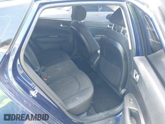 2020 Kia Optima LX с VIN 5XXGT4L3XLG386786, выставлен на аукционе IAAI как лот 42121288 с пробегом 109 213 миль миль и . История ставок и продаж доступна на DreamBid. Изображение 8.