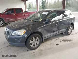 2011 Volvo XC60 3.2L with VIN YV4952DL7B2166075, listed as a IAAI auction lot 42004245 with 136,182 mi miles. Bid and sale history available at carsss.com. Image 17.