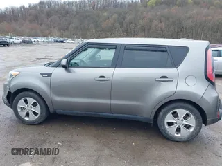 2014 Kia Soul with VIN KNDJN2A26E7106923, listed as a IAAI auction lot 41931647 with 48,411 mi miles. Bid and sale history available at carsss.com. Image 14.