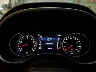 2020 Jeep Compass Limited z VIN 3C4NJCCB0LT229724, wystawiony jako Copart lot #53518055 z przebiegiem 74 623 mil mil oraz Czysty tytuł • Clean title. Historia ofert i sprzedaży dostępna na DreamBid. Obrazek 9.