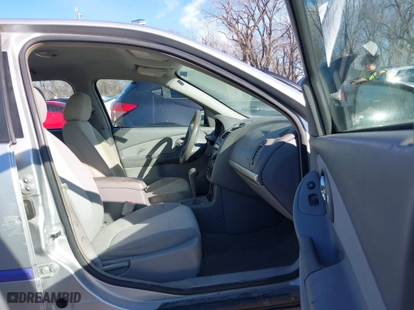 2005 Chevrolet Malibu with VIN 1G1ZS52F25F335113, listed as a IAAI auction lot 41637480 with 1 mi miles. Bid and sale history available at carsss.com. Image 5.