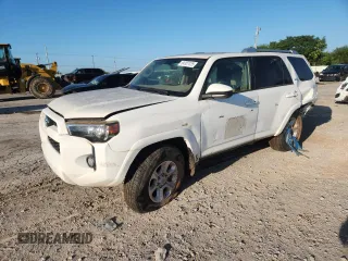 2014 Toyota 4Runner Limited with VIN JTEBU5JR5E5156922, listed as a Copart auction lot 64307435 with 172 mi miles and Salvage title. Bid and sale history available at DreamBid. Image 1.