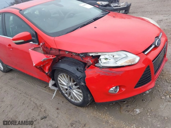 2012 Ford Focus SEL with VIN 1FAHP3H22CL332679, listed as a IAAI auction lot 41880964 with 149,031 mi miles. Bid and sale history available at carsss.com. Image 6.