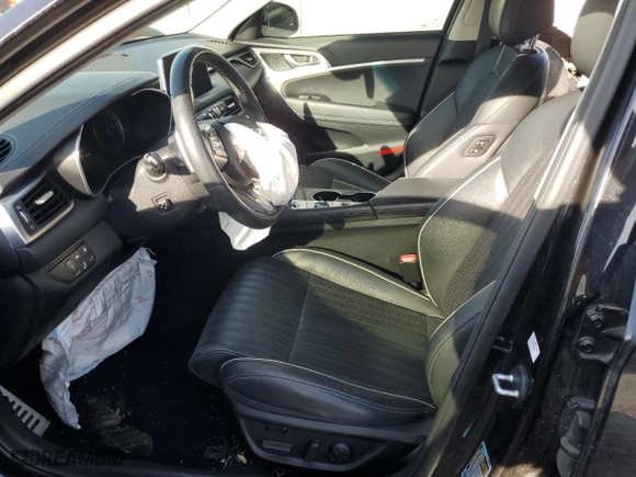 2019 Genesis G70 3.3T Advanced with VIN KMTG54LE3KU030847, listed as a Copart auction lot 87334384 with 41,831 mi miles and Salvage Title. Bid and sale history available at carsss.com. Image 7.