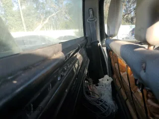 1998 Nissan Frontier XE z VIN 1N6DD21S1WC340005, wystawiony jako Copart lot #83630474 z przebiegiem 164 423 mil mil oraz Szkoda całkowita • Salvage title. Historia ofert i sprzedaży dostępna na DreamBid. Obrazek 10.