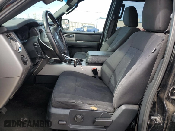 2016 Ford Expedition XLT with VIN 1FMJU1JT4GEF17401, listed as a Copart auction lot 50341665 with 174,426 mi miles and Salvage title. Bid and sale history available at DreamBid. Image 7.