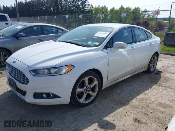 2013 Ford Fusion SE with VIN 3FA6P0HR8DR119998, listed as a IAAI auction lot 42090491 with 195,890 mi miles. Bid and sale history available at carsss.com. Image 2.