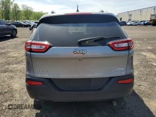 2017 Jeep Cherokee Latitude z VIN 1C4PJMCB5HW545460, wystawiony jako Copart lot #56350065 z przebiegiem 87 873 mil mil oraz Szkoda całkowita • Salvage title. Historia ofert i sprzedaży dostępna na DreamBid. Obrazek 6.