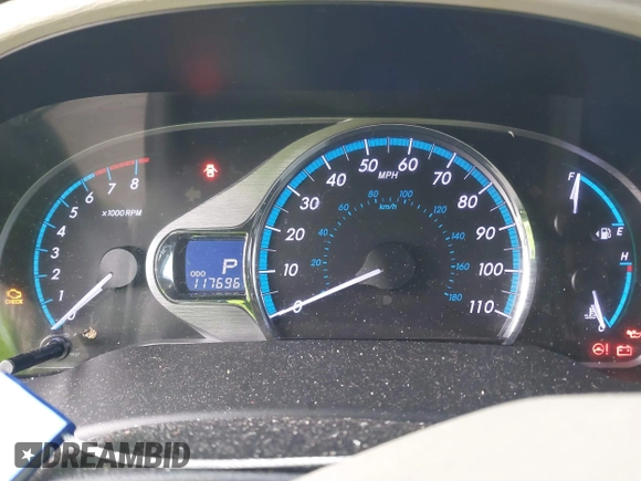 2012 Toyota Sienna XLE z VIN 5TDDK3DCXCS047040, wystawiony jako IAAI lot #41494904 z przebiegiem 117 696 mil mil oraz . Historia ofert i sprzedaży dostępna na DreamBid. Obrazek 7.