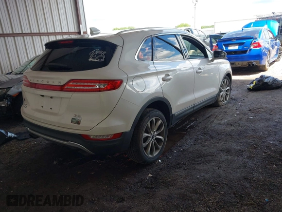 2016 Lincoln MKC Select with VIN 5LMCJ2C96GUJ31882, listed as a IAAI auction lot 42214335 with 100,737 mi miles and . Bid and sale history available at DreamBid. Image 4.