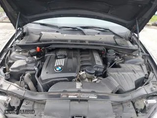 2011 BMW 3 Series 328i xDrive with VIN WBAPK5C59BA660951, listed as a IAAI auction lot 41935850 with 213,520 mi miles. Bid and sale history available at carsss.com. Image 10.