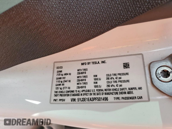 2023 Tesla Model 3 z VIN 5YJ3E1EA3PF501496, wystawiony jako Copart lot #46518735 z przebiegiem Nie podano mil oraz Nie do naprawy • Non repairable. Historia ofert i sprzedaży dostępna na DreamBid. Obrazek 12.