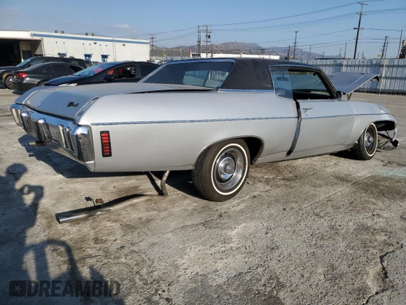 1970 Chevrolet Impala z VIN 164470C153220, wystawiony jako Copart lot #44650155 z przebiegiem 596 966 mil mil oraz Szkoda całkowita • Salvage title. Historia ofert i sprzedaży dostępna na DreamBid. Obrazek 3.