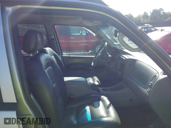 2003 Ford Explorer Sport Trac XLS с VIN 1FMZU67E23UA50651, выставлен на аукционе IAAI как лот 42825040 с пробегом 185 813 миль миль и . История ставок и продаж доступна на DreamBid. Изображение 5.