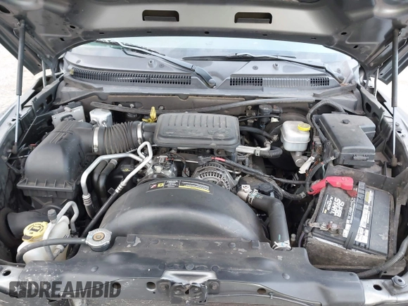 2009 Dodge Dakota ST with VIN 1D7HW28K79S798359, listed as a IAAI auction lot 41534458 with 93,235 mi miles and . Bid and sale history available at carsss.com. Image 10.