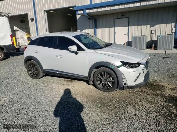2016 Mazda CX-3 Grand Touring with VIN JM1DKBD70G0106540, listed as a Copart auction lot 45001355 with 233,341 mi miles and Salvage Title. Bid and sale history available at carsss.com. Image 10.