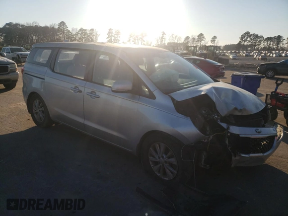 2015 Kia Sedona L with VIN KNDMA5C11F6049410, listed as a Copart auction lot 46272755 with 86,340 mi miles and Salvage Title. Bid and sale history available at carsss.com. Image 4.