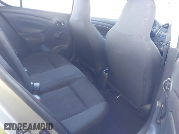 2016 Nissan Versa SV with VIN 3N1CN7AP1GL839352, listed as a IAAI auction lot 41448173 with 77,729 mi miles. Bid and sale history available at carsss.com. Image 8.