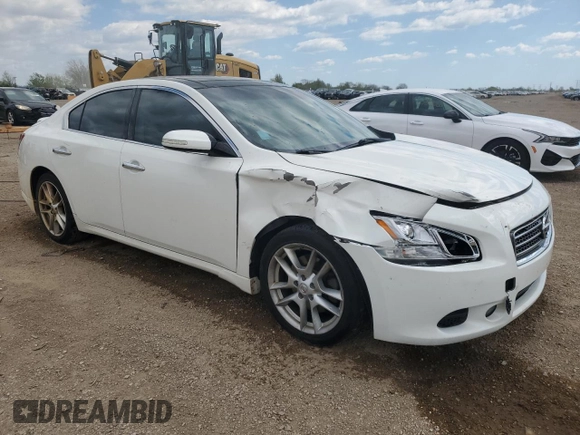 2010 Nissan Maxima SV z VIN 1N4AA5AP5AC864719, wystawiony jako Copart lot #55895605 z przebiegiem 190 020 mil mil oraz Szkoda całkowita • Salvage title. Historia ofert i sprzedaży dostępna na DreamBid. Obrazek 4.