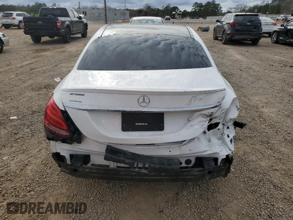 2018 Mercedes-Benz C 300 z VIN 55SWF4JB6JU260145, wystawiony jako Copart lot #48484165 z przebiegiem 44 144 mil mil oraz Szkoda całkowita • Salvage title. Historia ofert i sprzedaży dostępna na DreamBid. Obrazek 6.