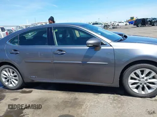 2013 Lexus ES 300h with VIN JTHBW1GG6D2033481, listed as a IAAI auction lot 42262327 with 162,138 mi miles and . Bid and sale history available at DreamBid. Image 13.