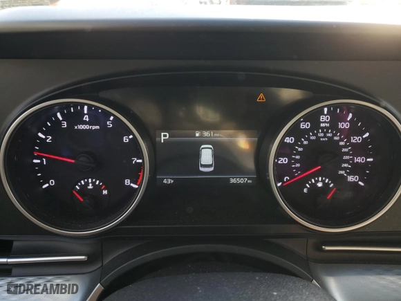 2022 Kia Carnival LX with VIN KNDNB4H30N6106992, listed as a Copart auction lot 84392354 with 36,507 mi miles and Salvage Title. Bid and sale history available at carsss.com. Image 9.