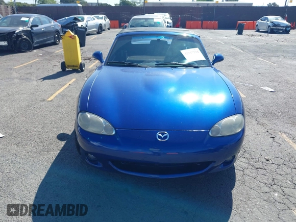 2003 Mazda MX-5 Miata Cloth z VIN JM1NB353830301964, wystawiony jako IAAI lot #42317534 z przebiegiem 192 342 mil mil oraz . Historia ofert i sprzedaży dostępna na DreamBid. Obrazek 12.