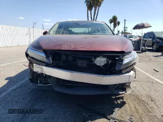 2018 Honda Clarity Plug-In Hybrid with VIN JHMZC5F18JC013539, listed as a Copart auction lot 47601514 with 63,590 mi miles. Bid and sale history available at carsss.com. Image 5.