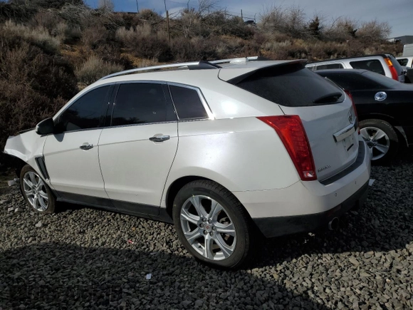 2015 Cadillac SRX Premium Collection with VIN 3GYFNGE31FS607737, listed as a Copart auction lot 44820555 with 0 mi miles and Salvage Title. Bid and sale history available at carsss.com. Image 2.