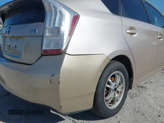 2011 Toyota Prius I with VIN JTDKN3DU3B1431079, listed as a IAAI auction lot 41255598 with 203,404 mi miles and . Bid and sale history available at DreamBid. Image 20.