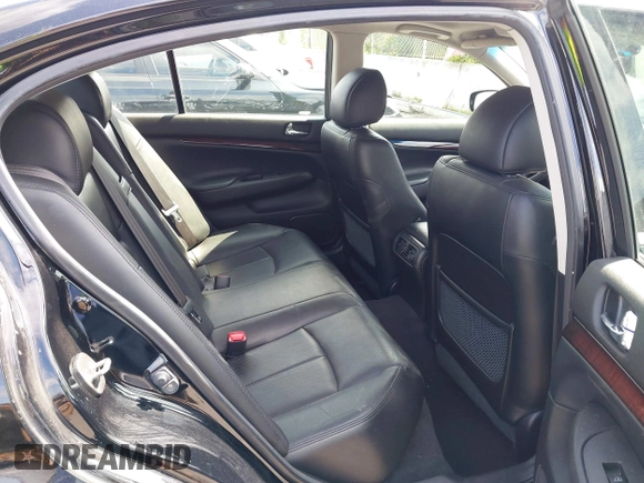 2013 Infiniti G37 x with VIN JN1CV6ARXDM350266, listed as a IAAI auction lot 42184406 with 85,600 mi miles and . Bid and sale history available at carsss.com. Image 8.