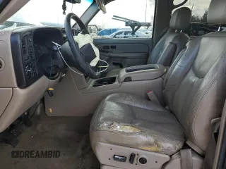 2006 Chevrolet Silverado 1500 LT1 with VIN 2GCEK13N661266262, listed as a Copart auction lot 83371164 with 243,702 mi miles and Salvage Title. Bid and sale history available at DreamBid. Image 7.