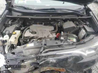 2017 Toyota RAV4 LE z VIN 2T3BFREV4HW663532, wystawiony jako Copart lot #57798035 z przebiegiem 100 922 mil mil oraz Szkoda całkowita • Salvage title. Historia ofert i sprzedaży dostępna na DreamBid. Obrazek 12.