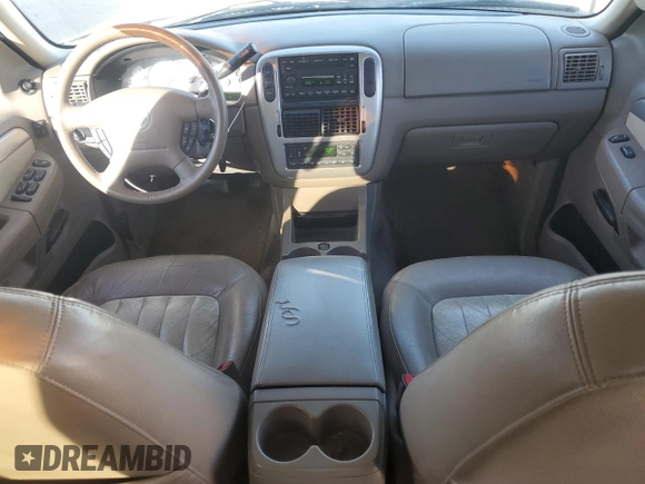 2005 Mercury Mountaineer z VIN 4M2DU66K55UJ17276, wystawiony jako Copart lot #86835544 z przebiegiem 137 270 mil mil oraz Szkoda całkowita • Salvage title. Historia ofert i sprzedaży dostępna na DreamBid. Obrazek 8.