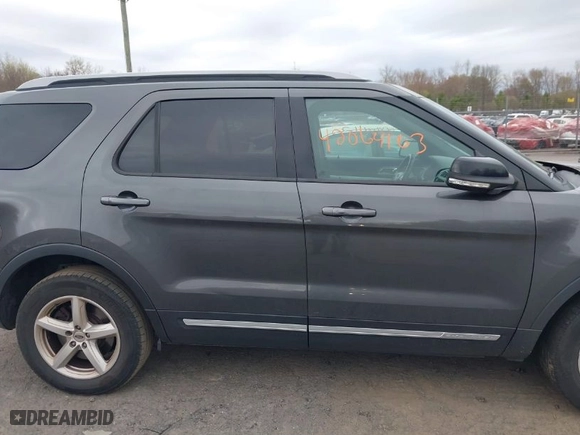 2017 Ford Explorer XLT with VIN 1FM5K8DH1HGC43863, listed as a IAAI auction lot 42064163 with 149,062 mi miles. Bid and sale history available at carsss.com. Image 13.