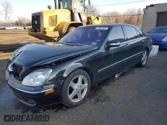 2004 Mercedes-Benz S-Class 5.0L with VIN WDBNG75J74A404066, listed as a Copart auction lot 42602405 with 0 mi miles and Salvage Title. Bid and sale history available at carsss.com. Image 1.
