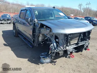 2019 Chevrolet Silverado 1500 Custom Trail Boss with VIN 3GCPYCEF5KG148682, listed as a IAAI auction lot 41826656 with 54,682 mi miles. Bid and sale history available at carsss.com. Image 17.